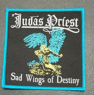 Clothing Custom Woven Patches PMS Color Polyester Yarn Iron On Backing